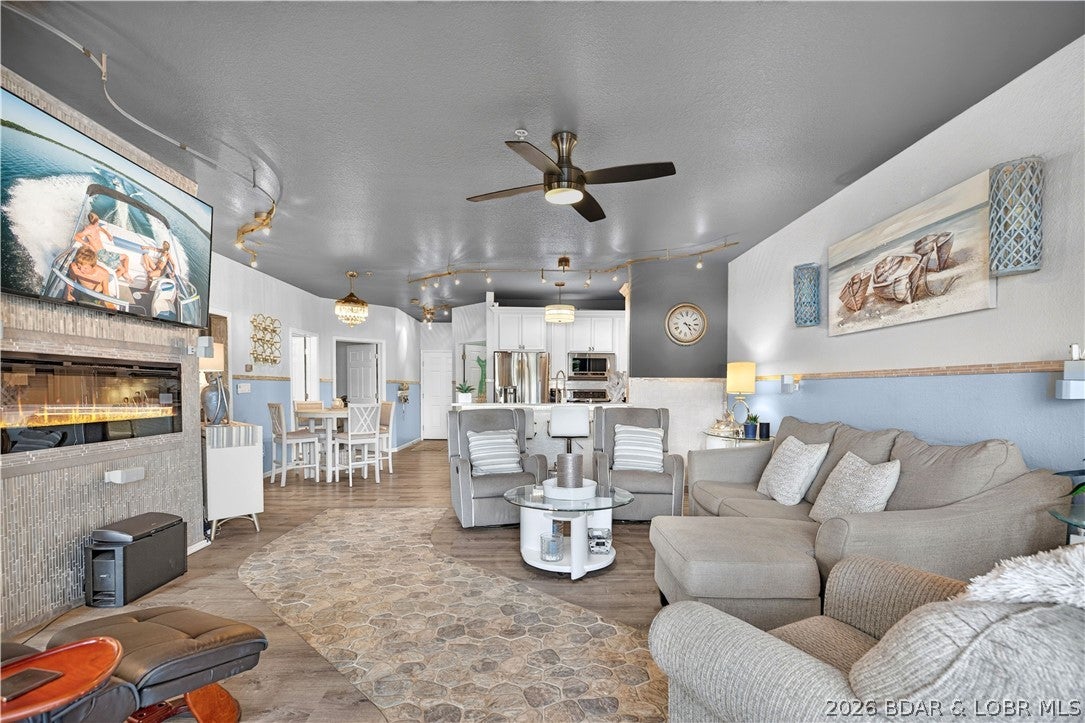 Isla Del Sol - Residential