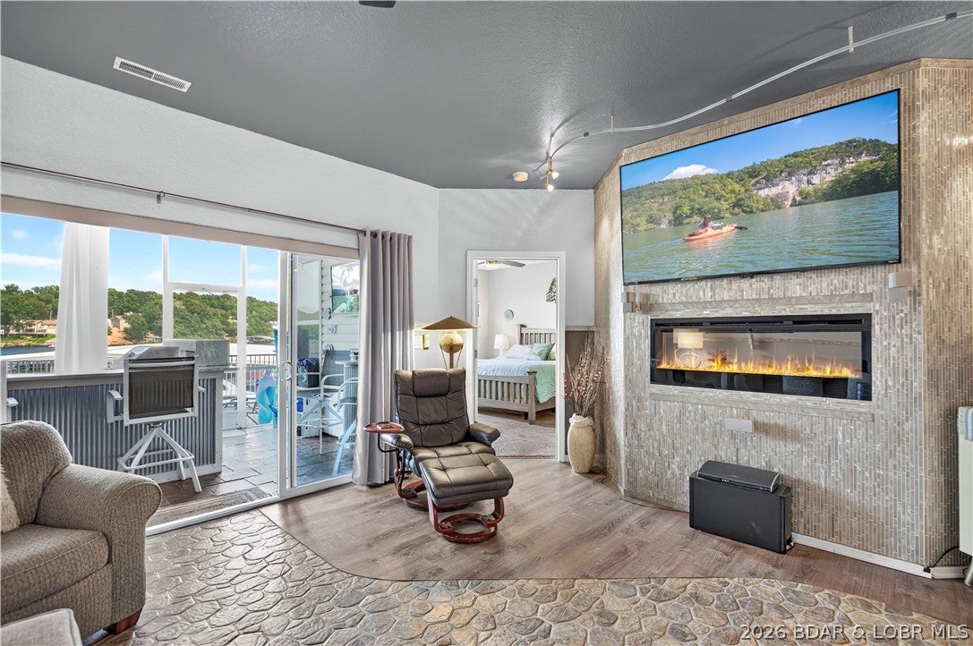 Isla Del Sol - Residential