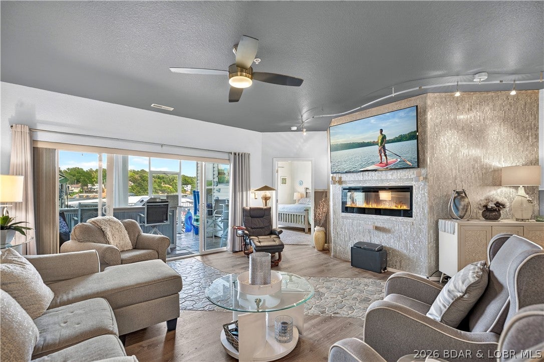 Isla Del Sol - Residential
