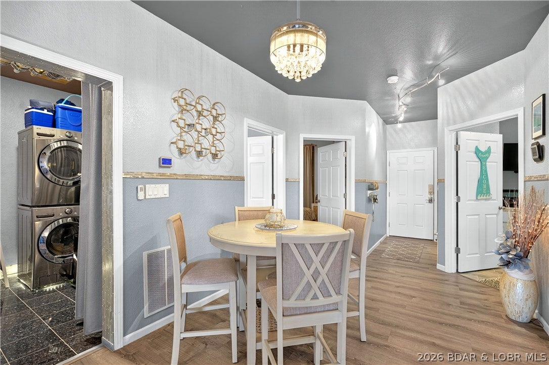 Isla Del Sol - Residential