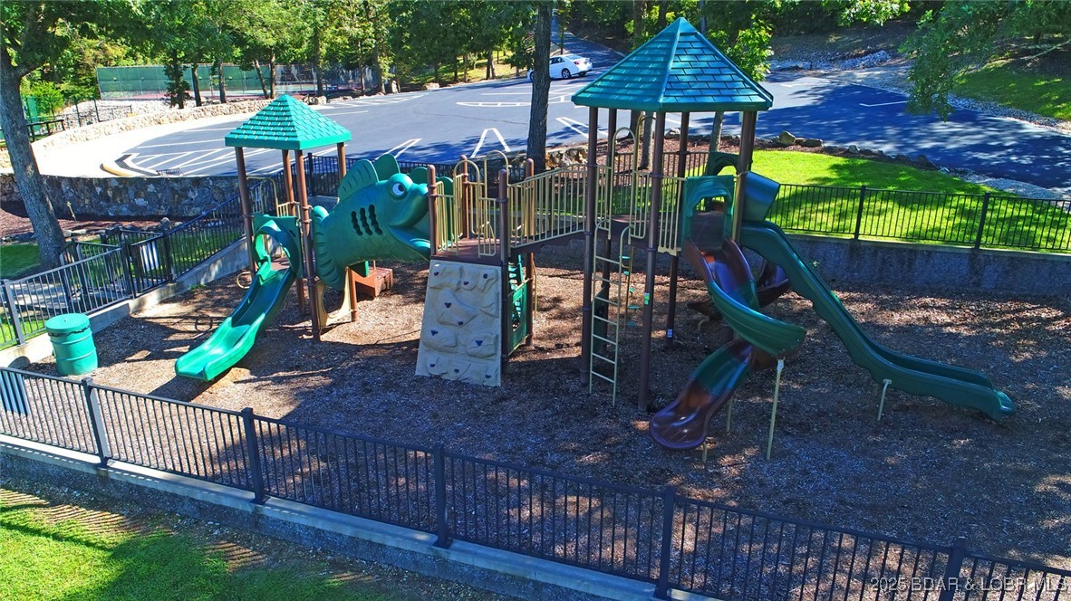 Heritage Isle - Land