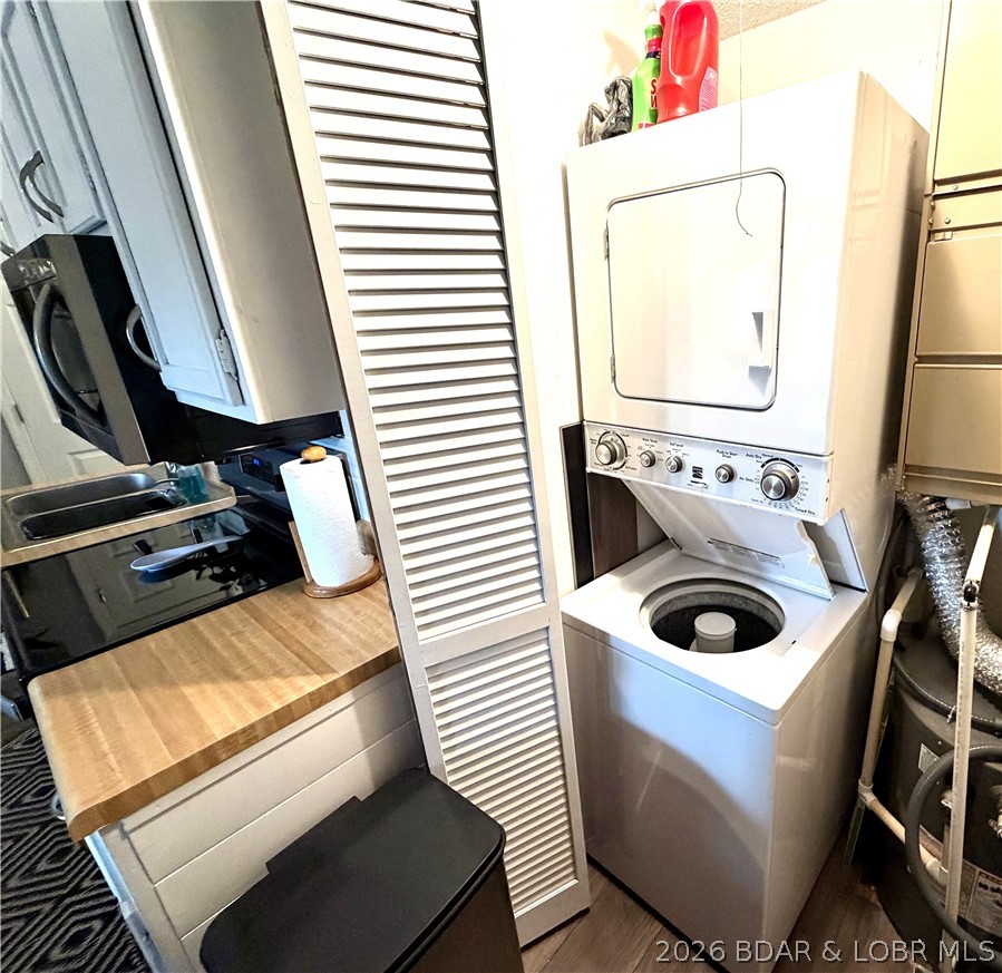 Southwood Shores Condominium - Residential