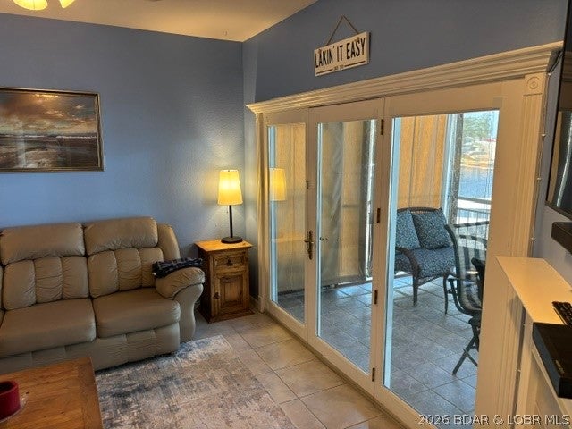 The Falls Condo - Westshore - Residential