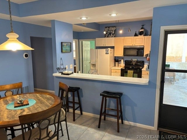 The Falls Condo - Westshore - Residential