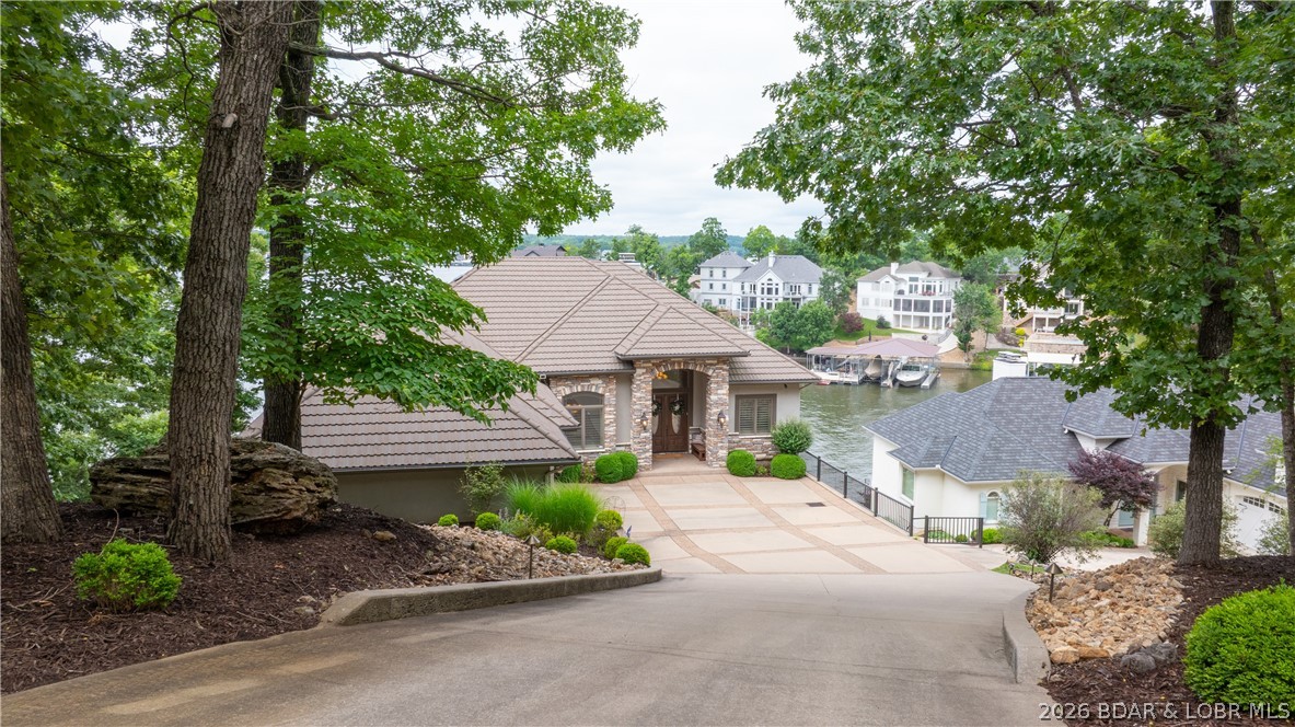 Forestridge Village At Shawnee - Residential