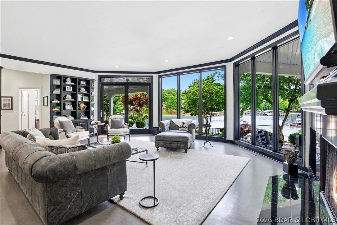 Regency Cove - Residential