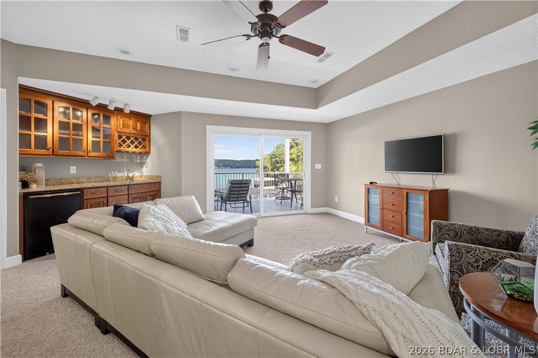 Harbor One - Residential