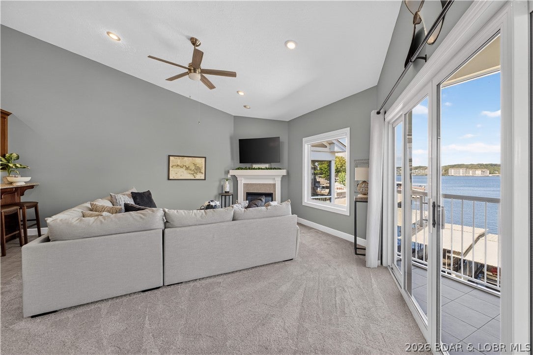 Harbor One - Residential