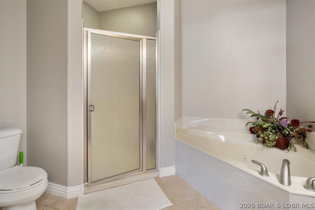 Majestic Pointe Condominium - Residential