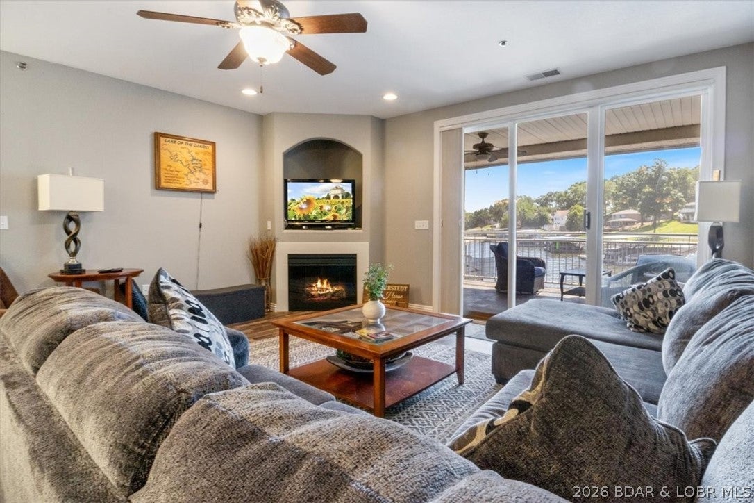 Majestic Pointe Condominium - Residential