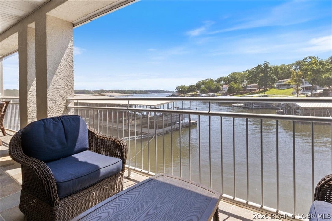 Majestic Pointe Condominium - Residential