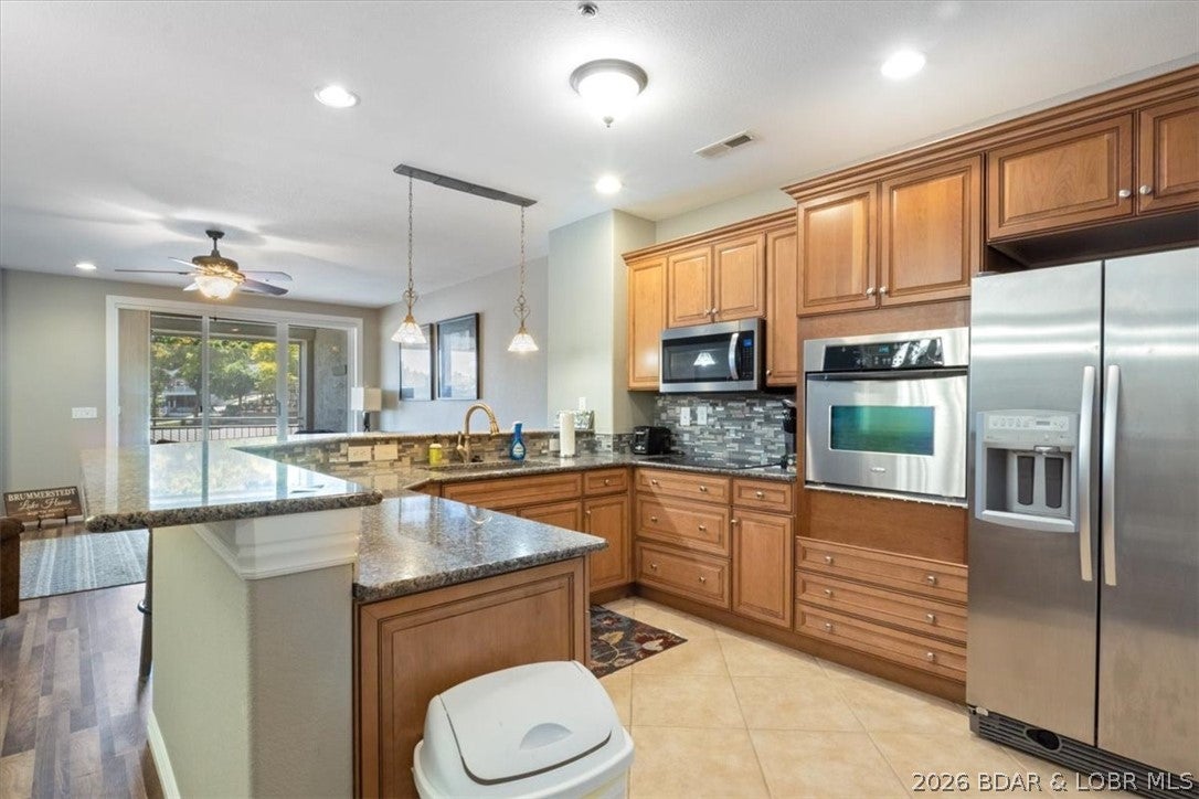 Majestic Pointe Condominium - Residential