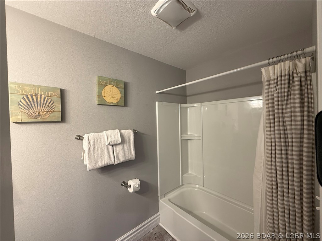 Four Seasons Racqt-Cntry Club - Residential