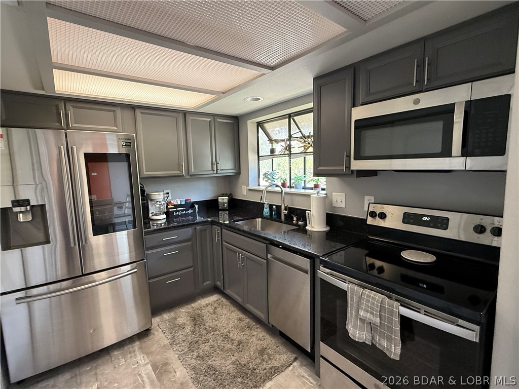 Four Seasons Racqt-Cntry Club - Residential
