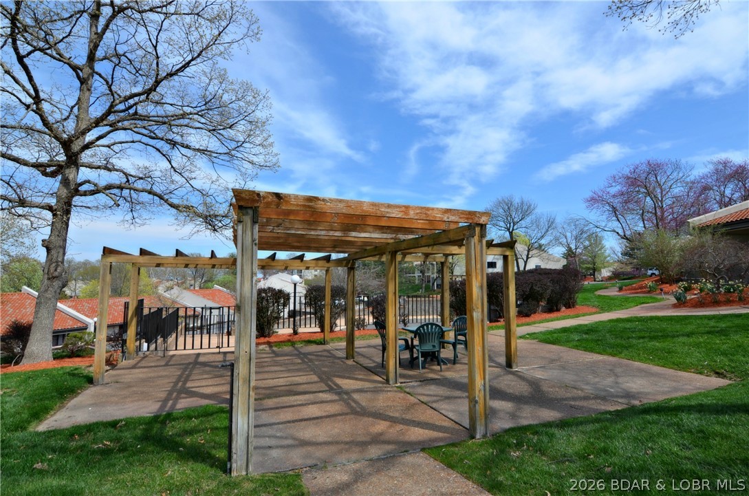 Four Seasons Racqt-Cntry Club - Residential