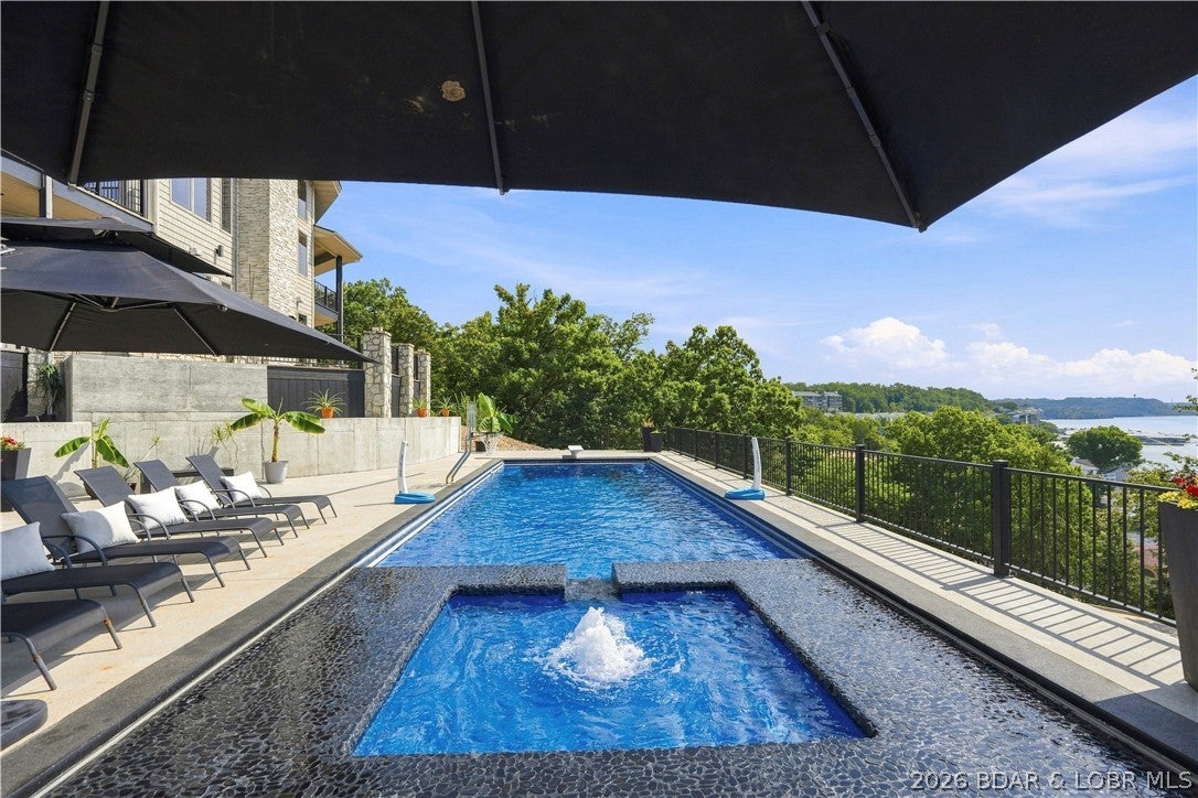 Beacon Pointe - Residential