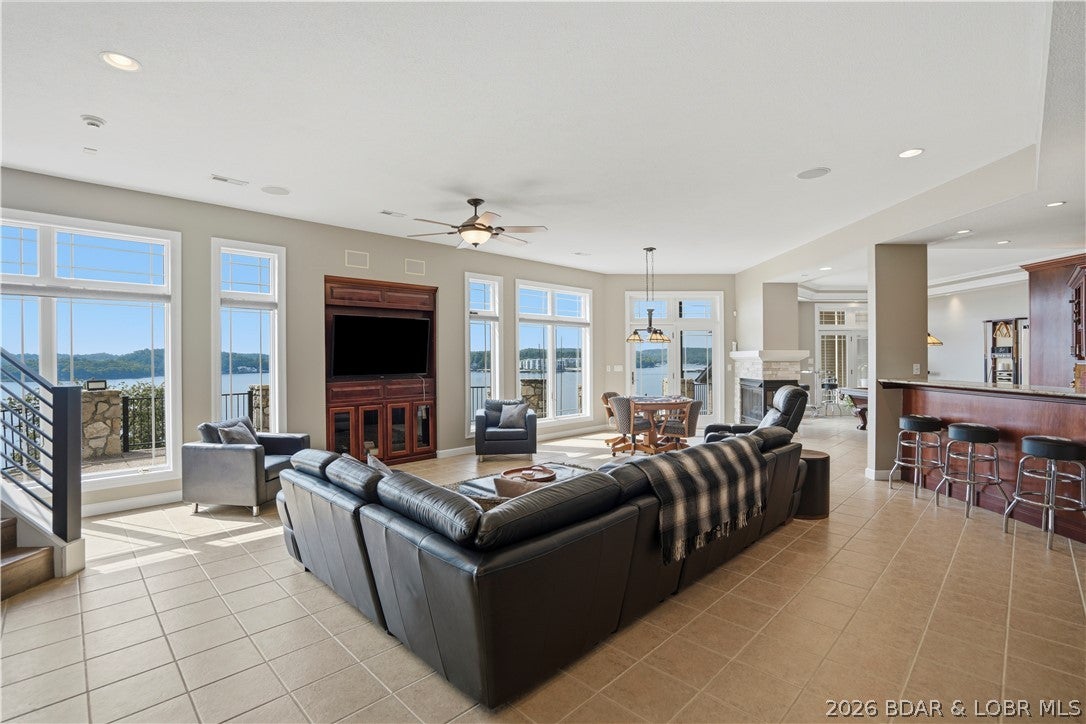 Beacon Pointe - Residential