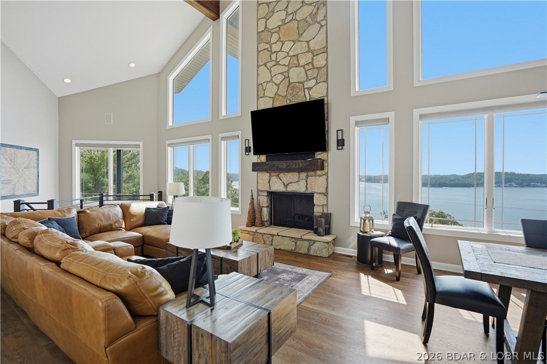 Beacon Pointe - Residential