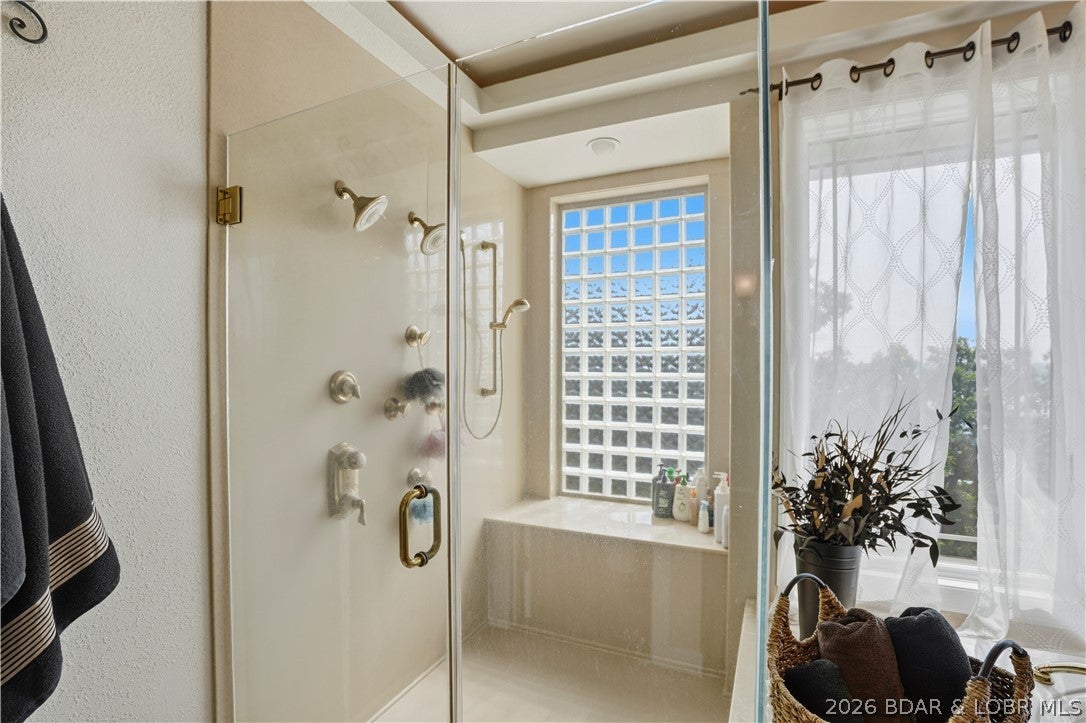 Beacon Pointe - Residential