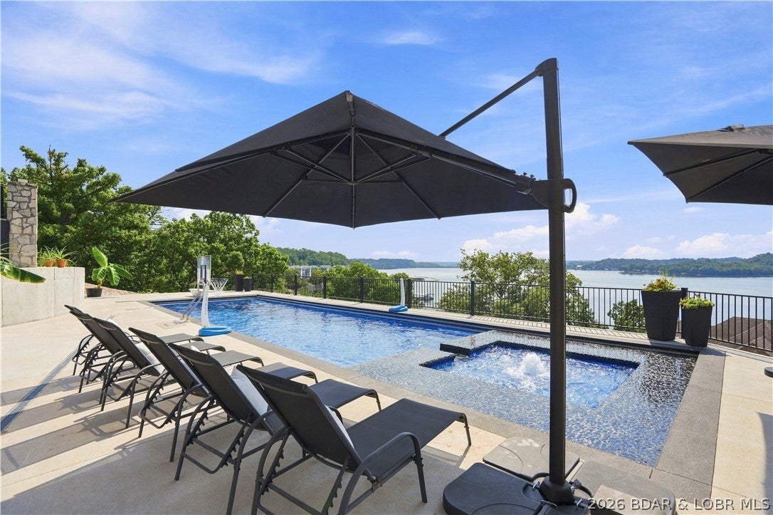 Beacon Pointe - Residential
