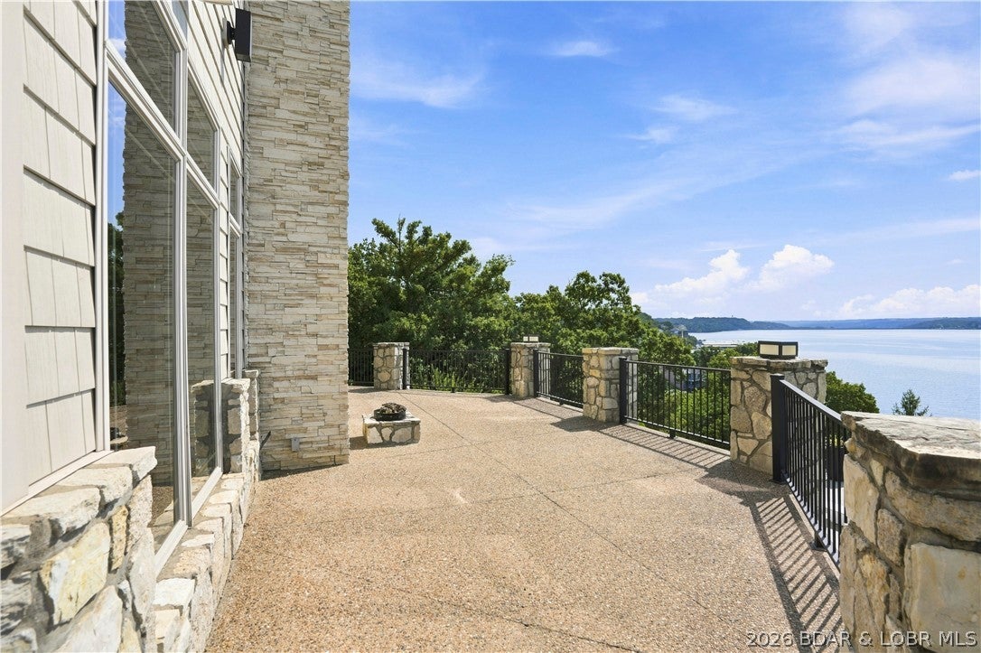 Beacon Pointe - Residential