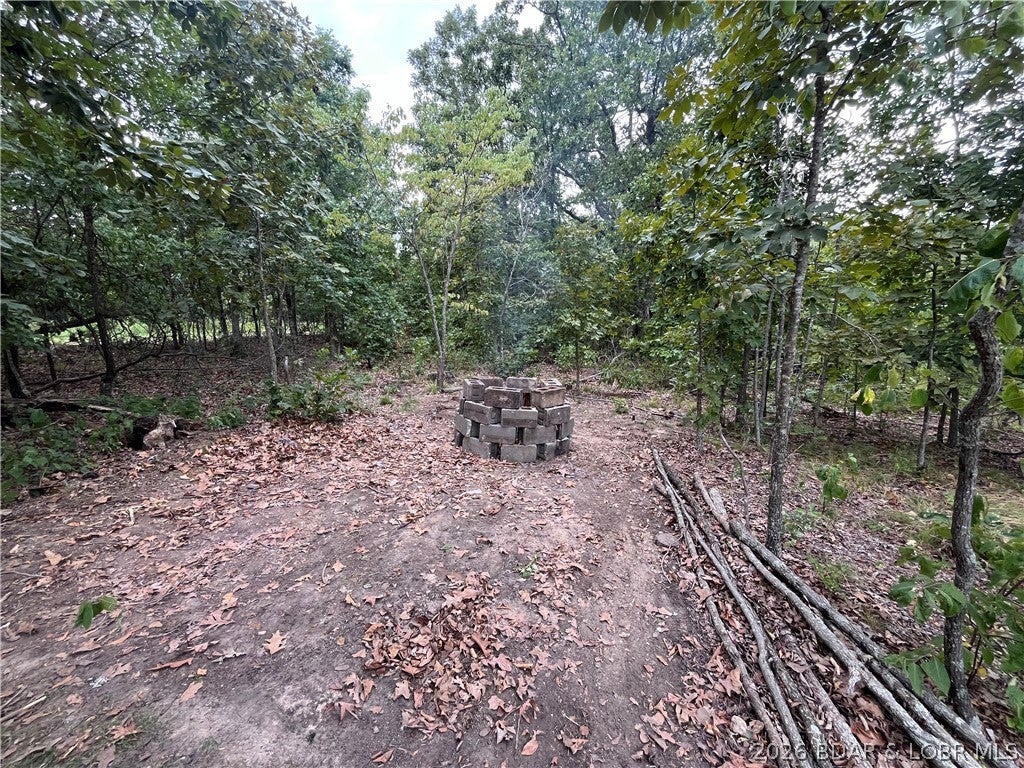 Whispering Oaks - Land