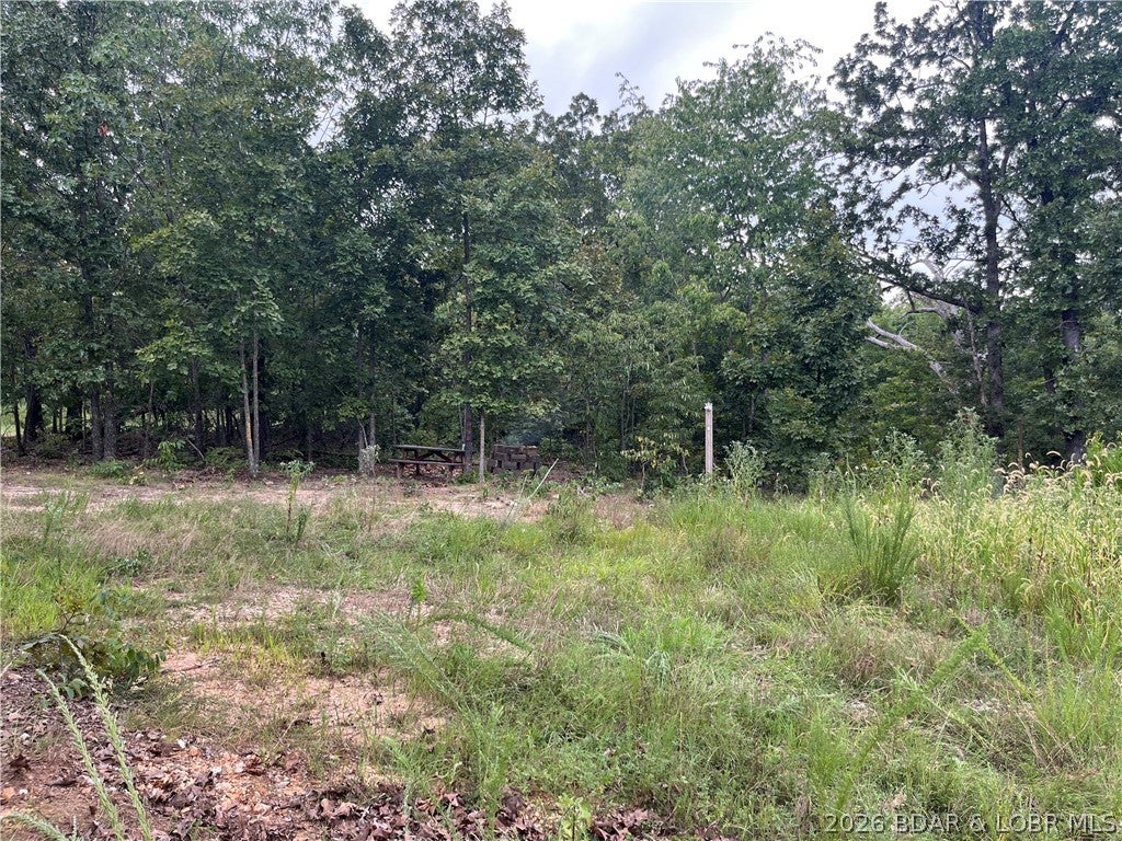 Whispering Oaks - Land