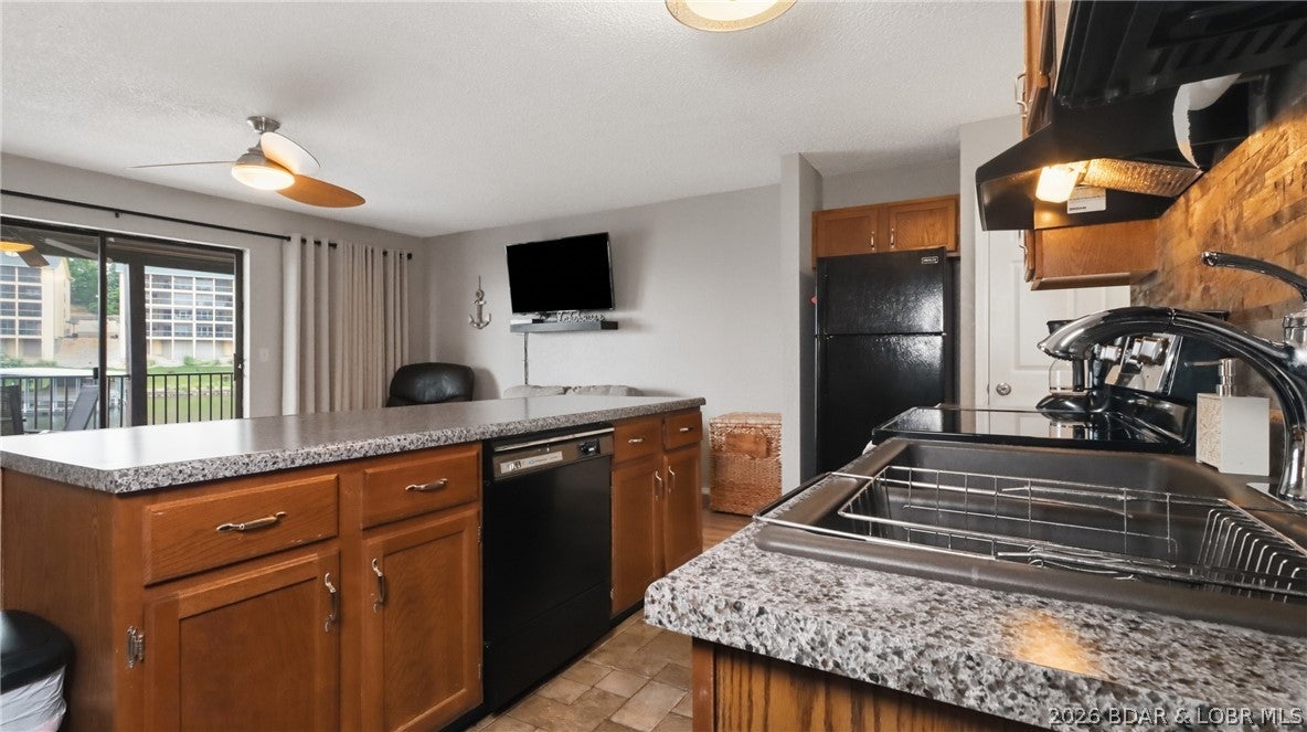 Southwood Shores Condominium - Residential