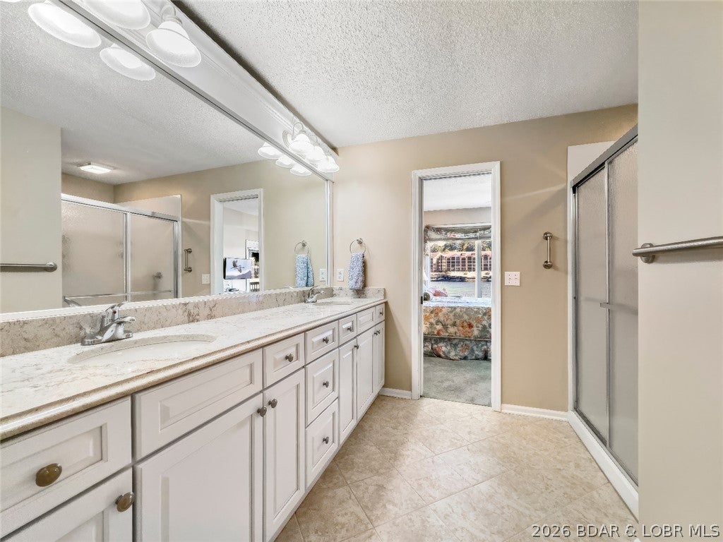 Horizons Condominiums - Residential