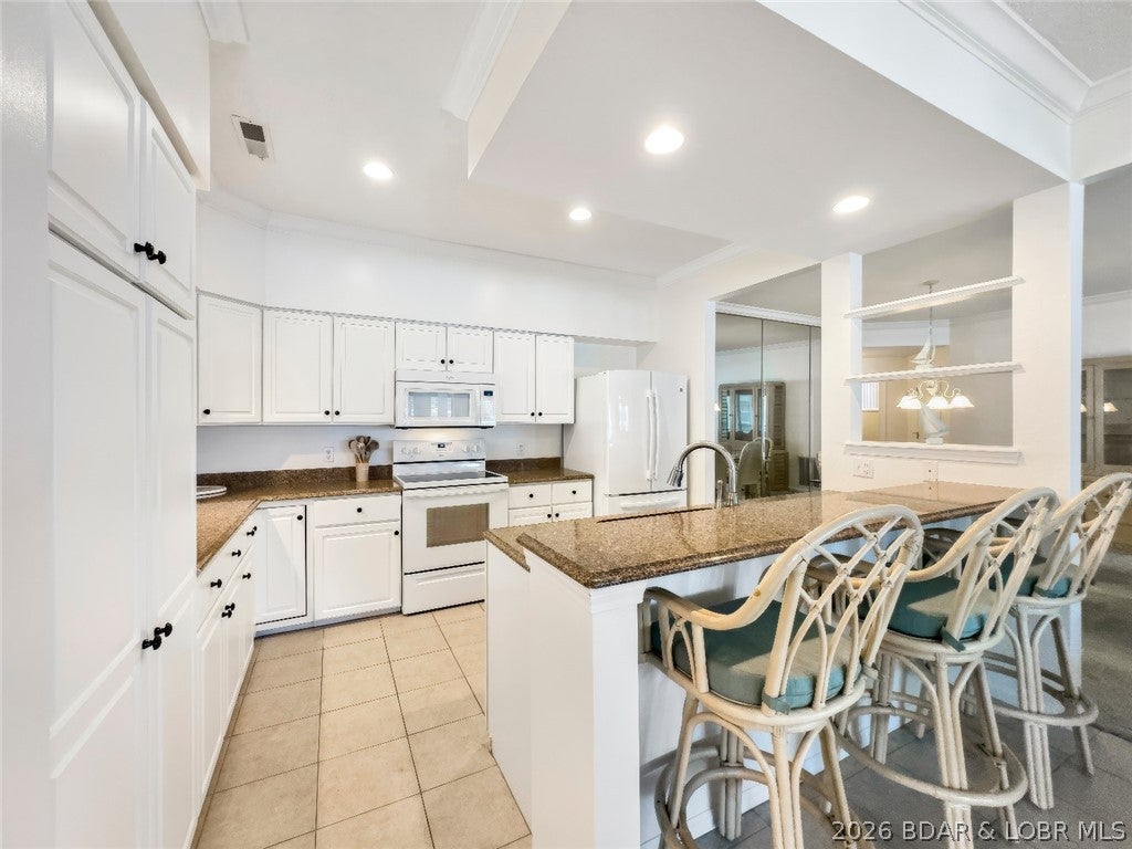 Horizons Condominiums - Residential