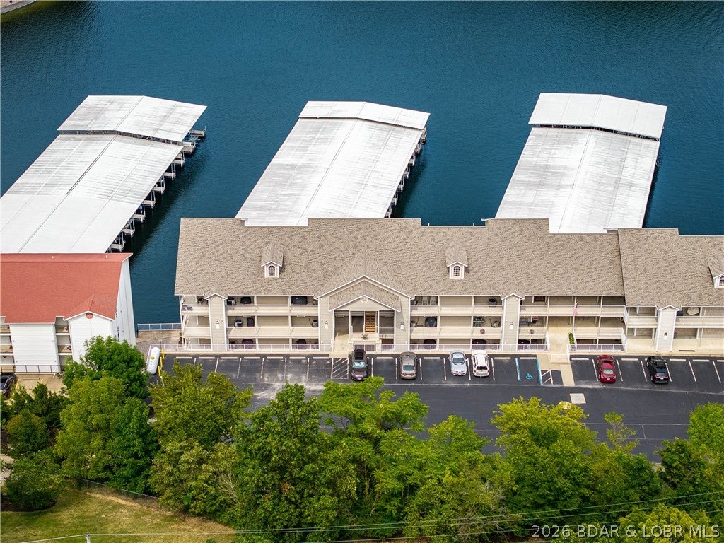 Lighthouse Pointe Condominium - Residential