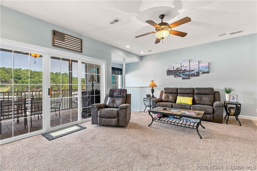 Lighthouse Pointe Condominium - Residential