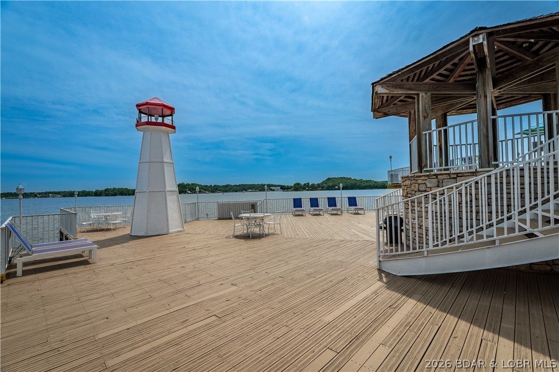 Lighthouse Pointe Condominium - Residential