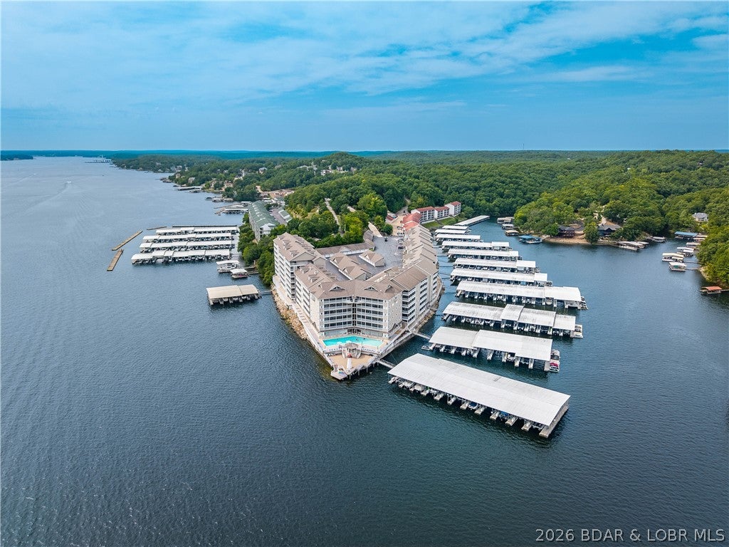 Lighthouse Pointe Condominium - Residential
