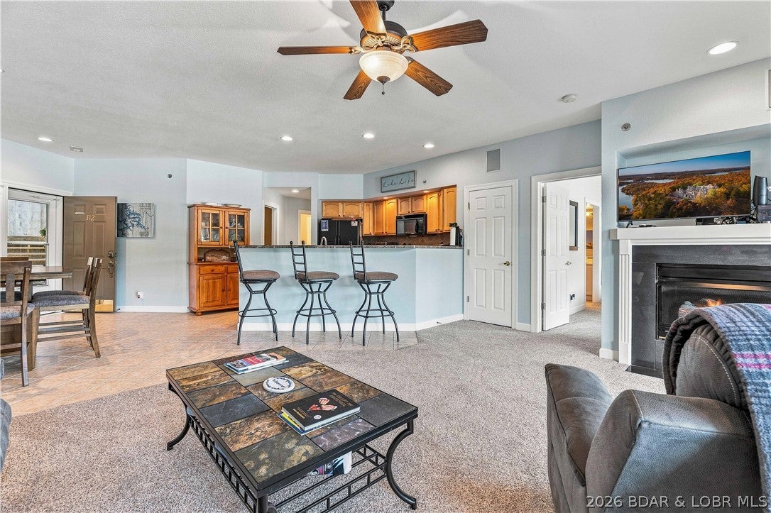 Lighthouse Pointe Condominium - Residential