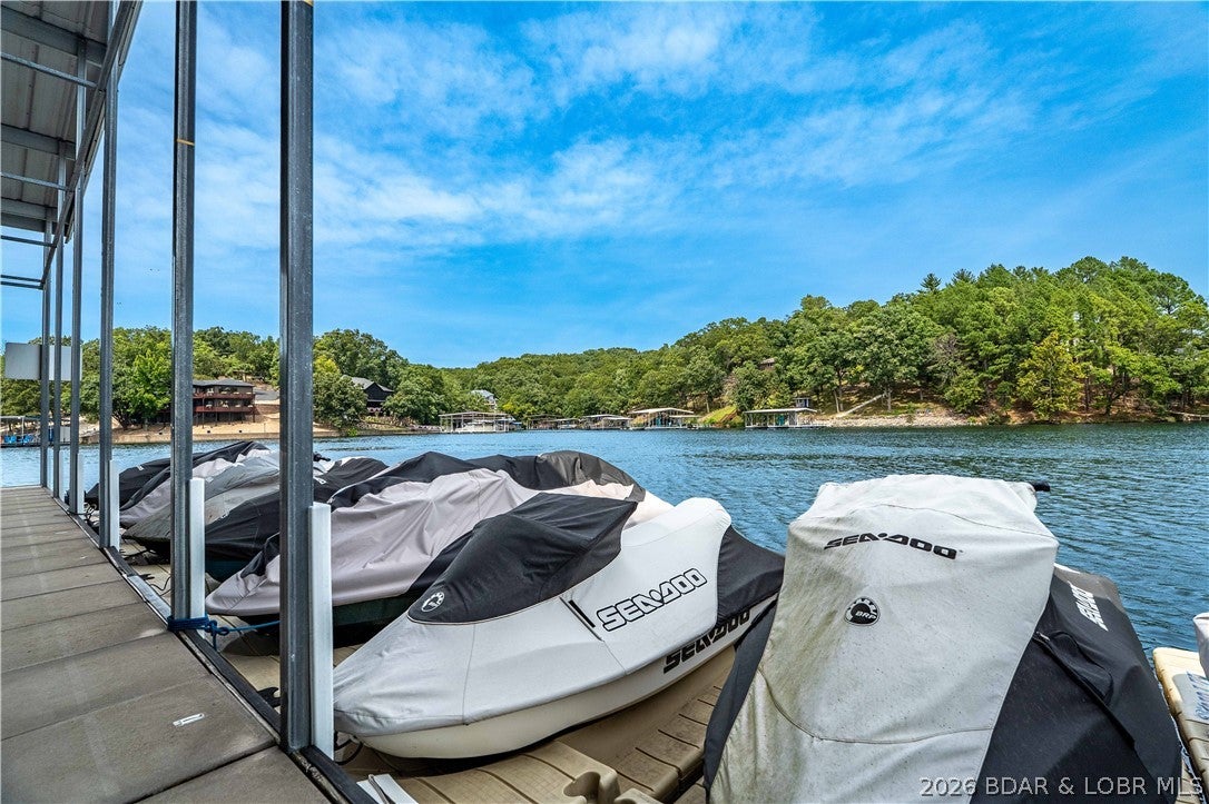 Lighthouse Pointe Condominium - Residential