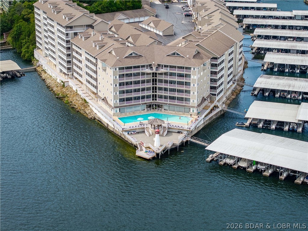 Lighthouse Pointe Condominium - Residential