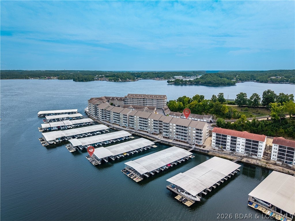 Lighthouse Pointe Condominium - Residential
