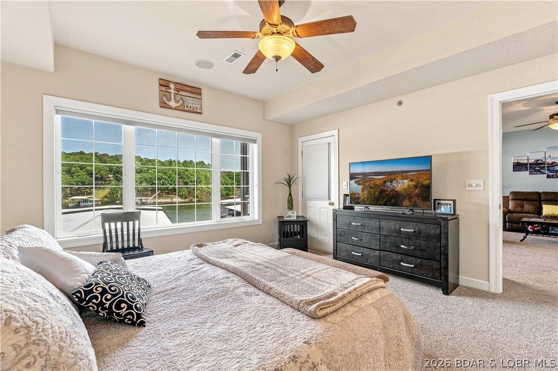 Lighthouse Pointe Condominium - Residential