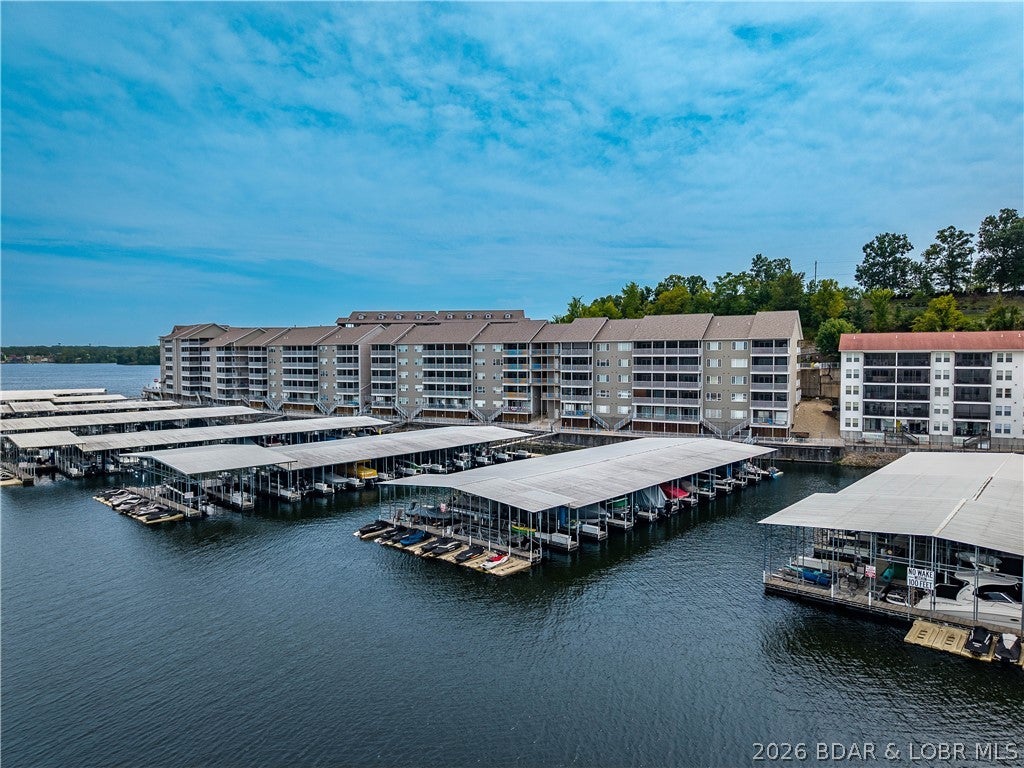 Lighthouse Pointe Condominium - Residential