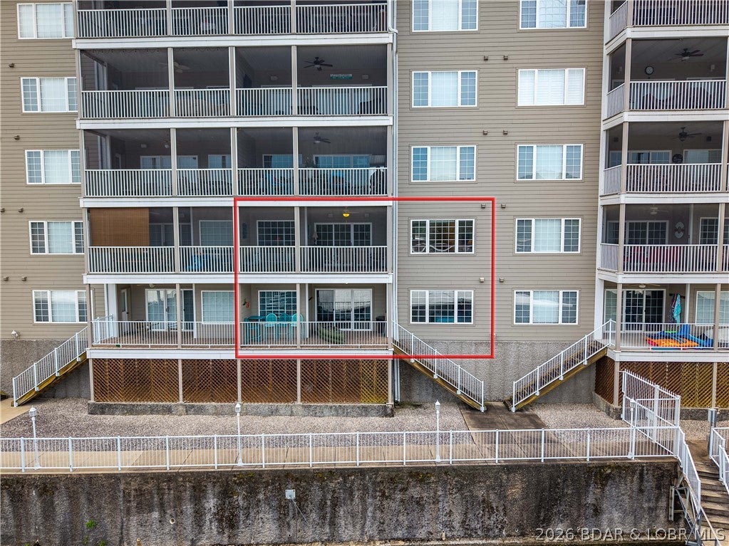 Lighthouse Pointe Condominium - Residential