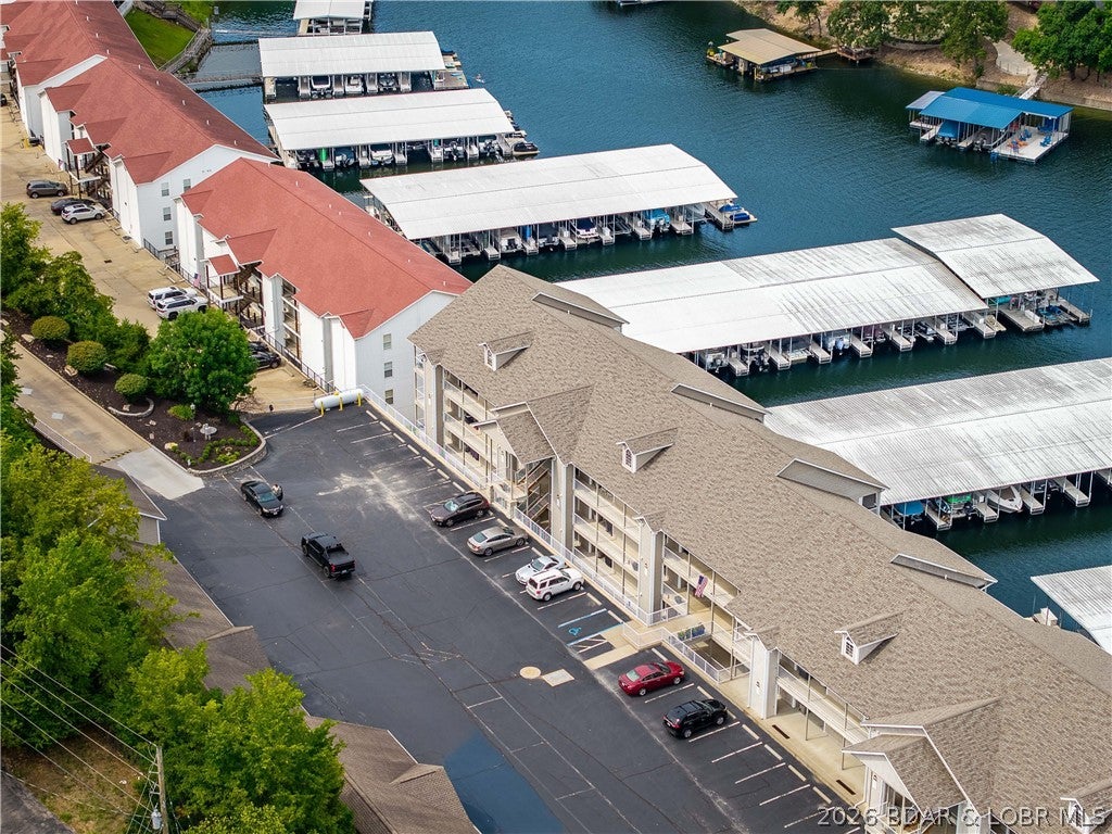 Lighthouse Pointe Condominium - Residential