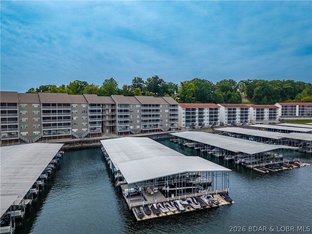 Lighthouse Pointe Condominium - Residential