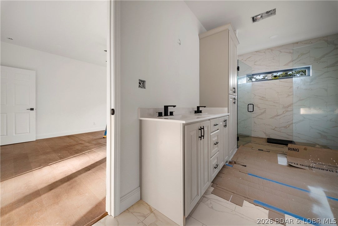 Grand Point - Residential