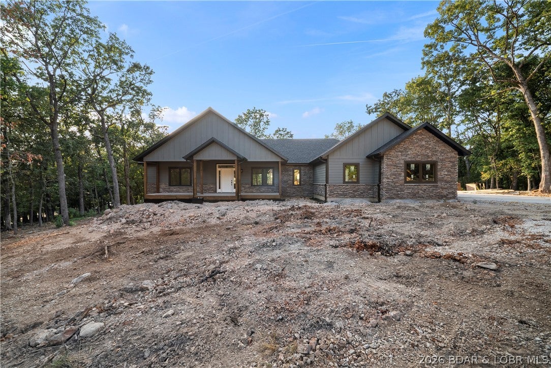 Grand Point - Residential