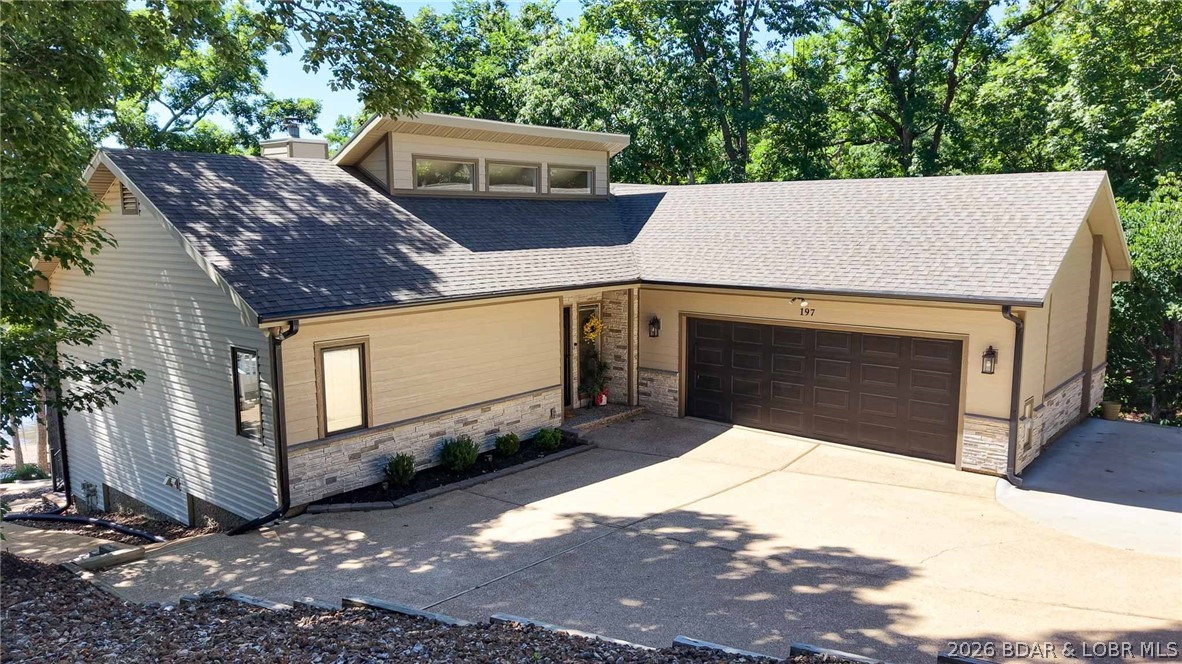Imperial Point - Residential