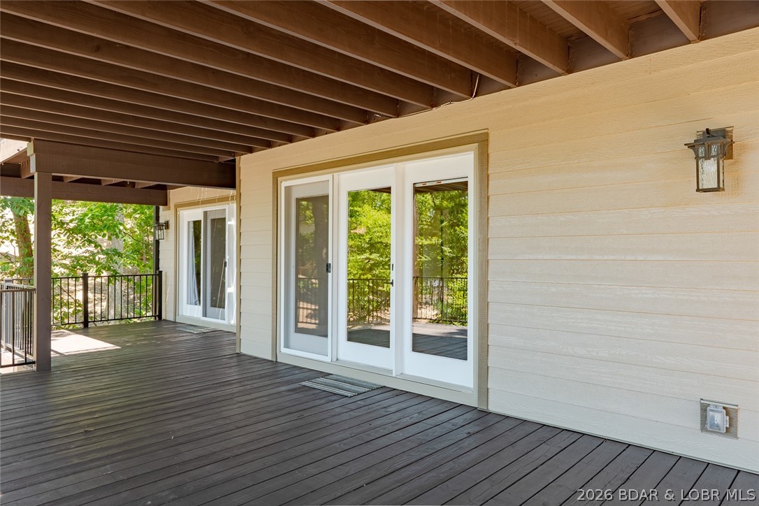 Imperial Point - Residential