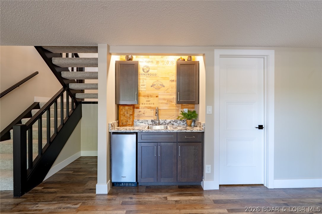 Imperial Point - Residential