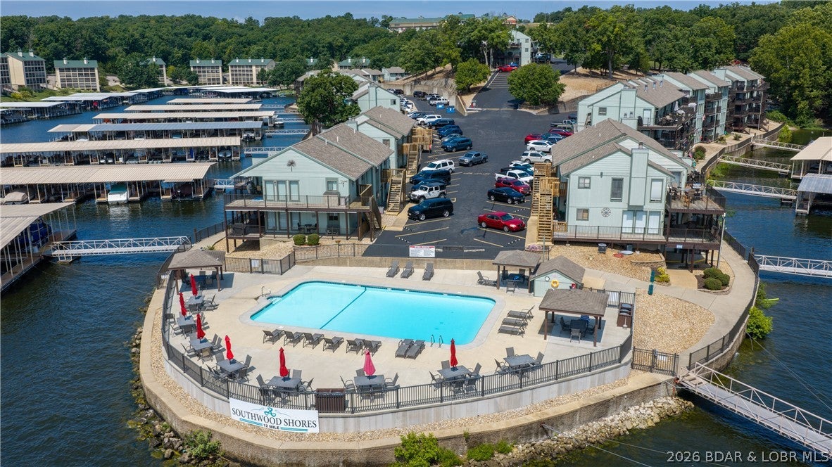 Southwood Shores Condominium - Residential