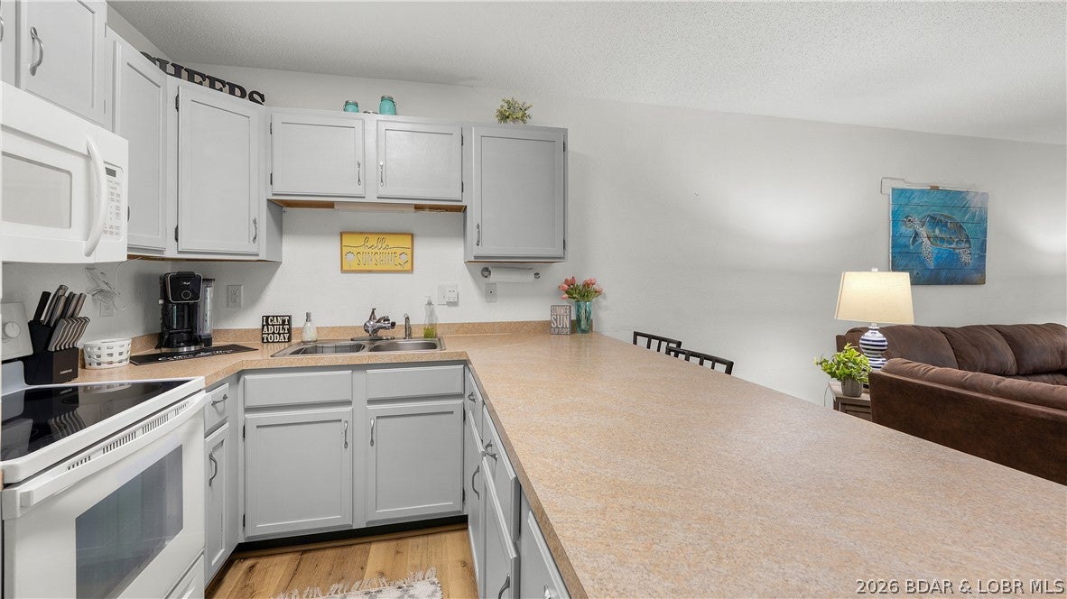 Southwood Shores Condominium - Residential